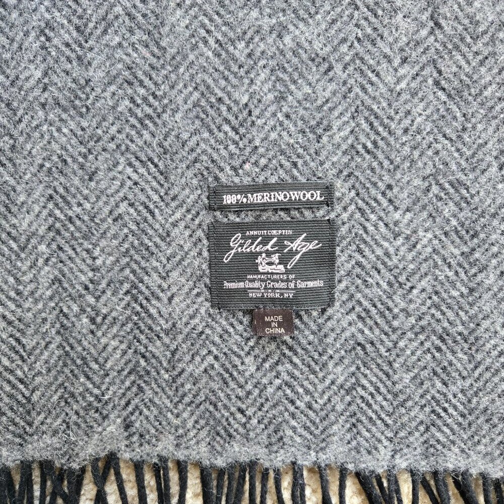 Gilded Age 100% Merino Wool Herringbone Grey Black Fringe Scarf - Picture 3 of 7